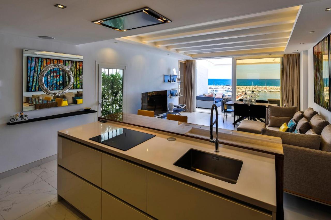 306 -luxury Selection- Puerto Banus Front Line Penthouse Apartamento *